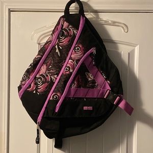 Eastsport sling pack like new used maybe one time